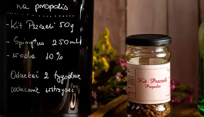 Propolis na spirytusie: Jak czerpać moc z ula bez ryzyka?